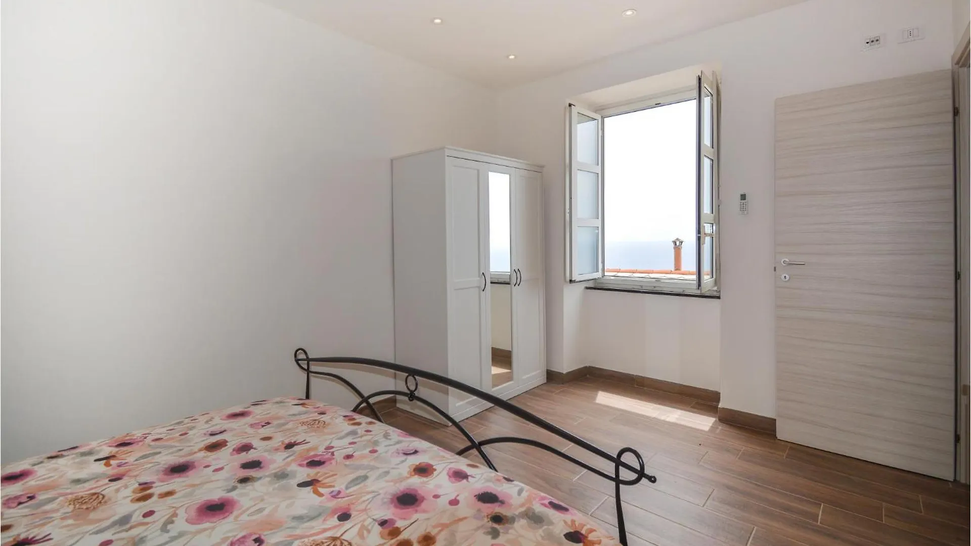 Holiday home Stunning Home In Bonassola With House Sea View