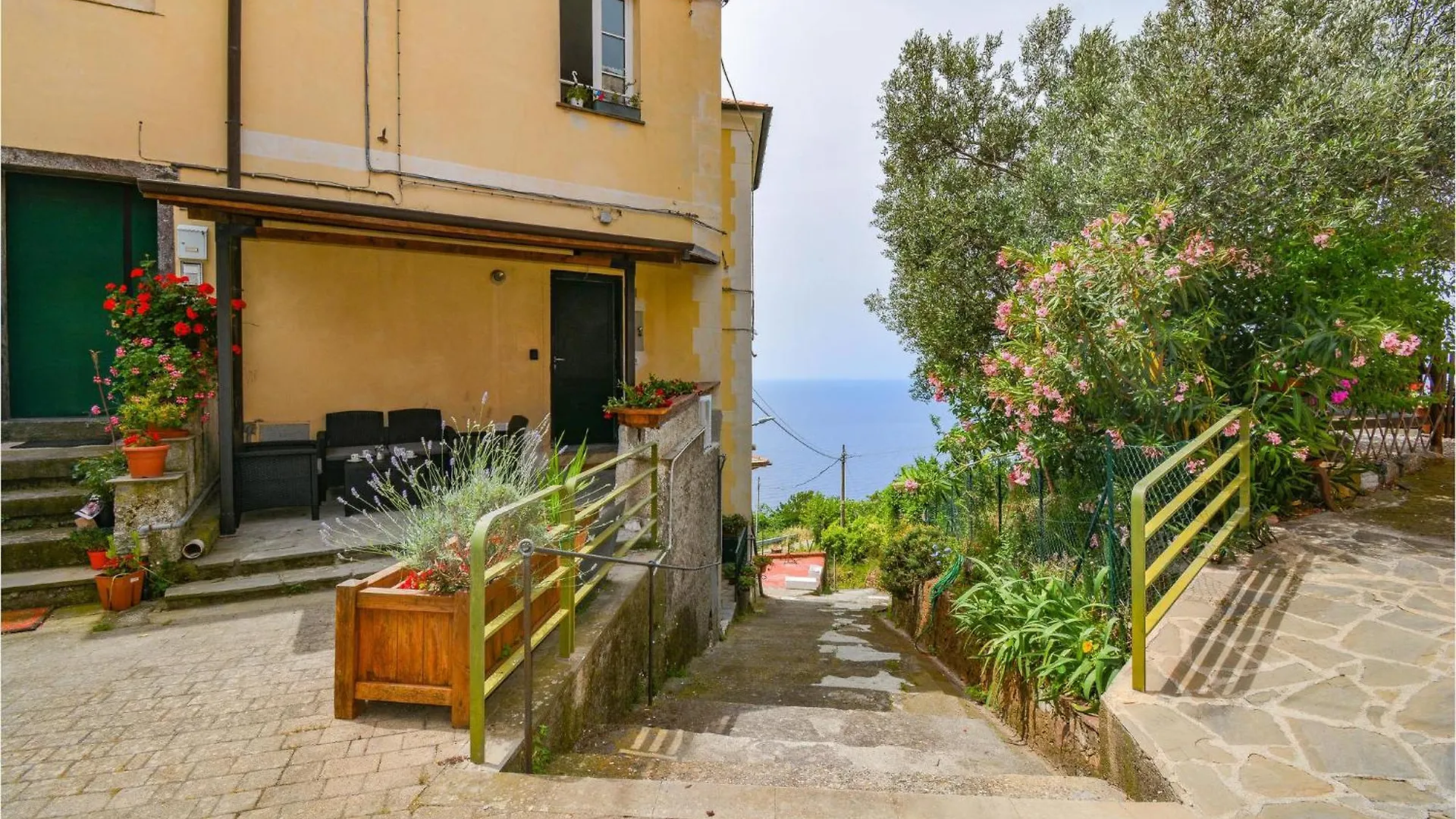 Stunning Home In Bonassola With House Sea View